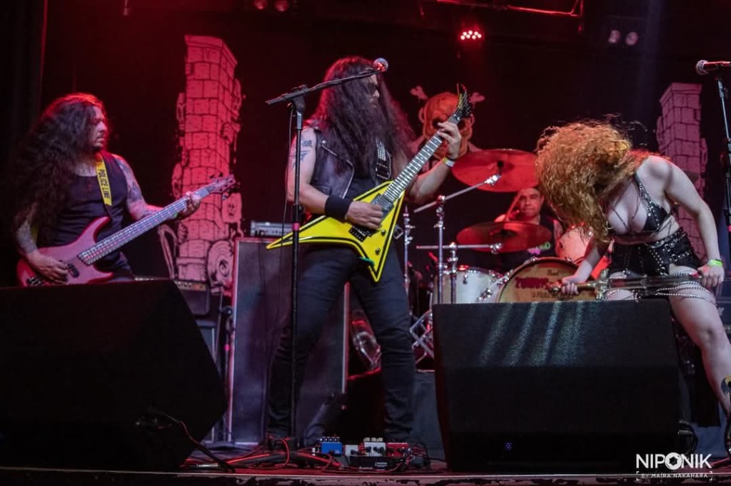 Blades of steel live